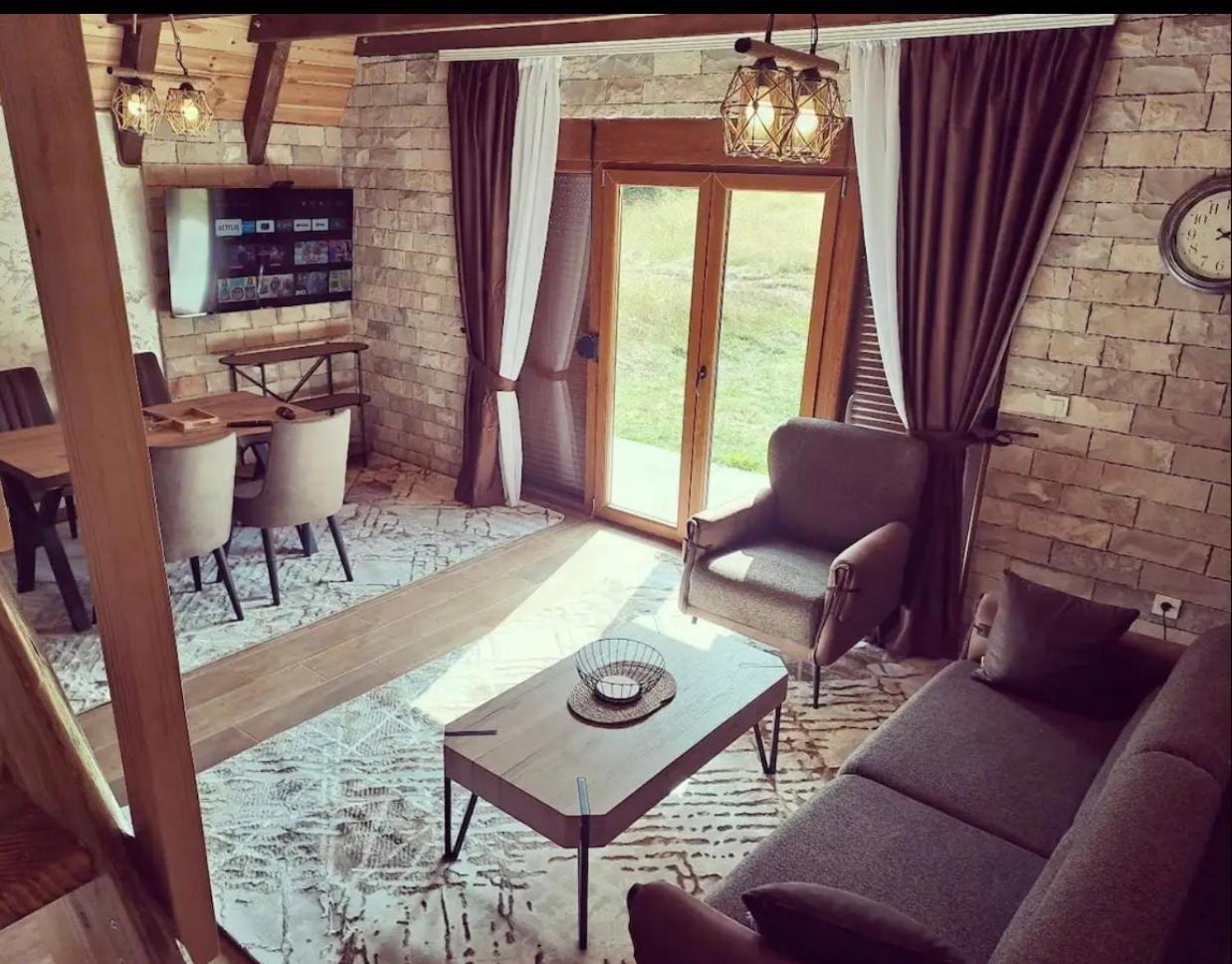 Holiday Homes Durmitor Idyll ชาเบลียค ภายนอก รูปภาพ